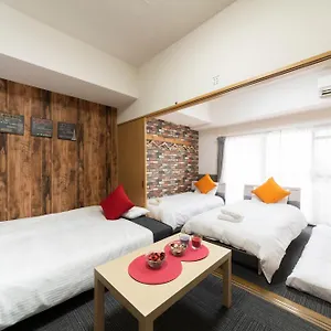  Apartment Grande Famille Shimanouchi Dotonbori Japan